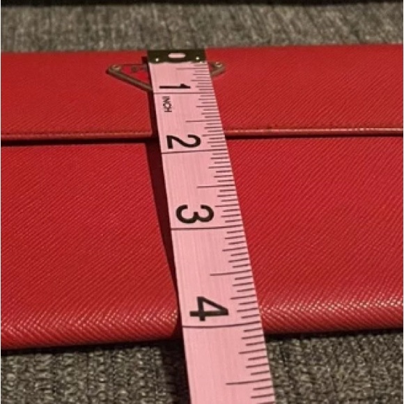 Prada Red Leather Bifold Wallet good pre-loved condition - Picture 15 of 15